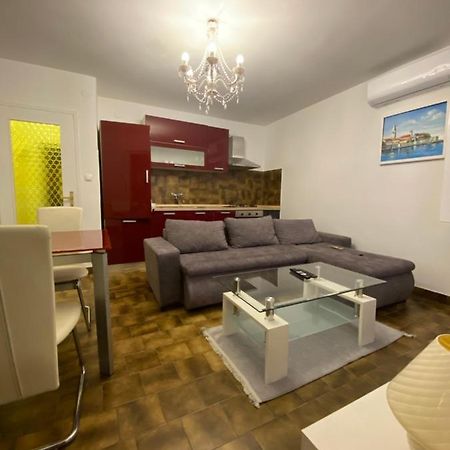 Apartman Nela Leilighet Poreč Eksteriør bilde